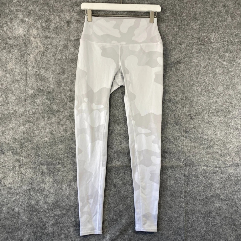 White Camo Alo Yoga Leggings - Picture 3 of 6